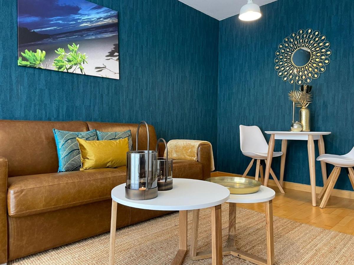 A Space That Feels Like Home With Private Parking มาลากา ภายนอก รูปภาพ