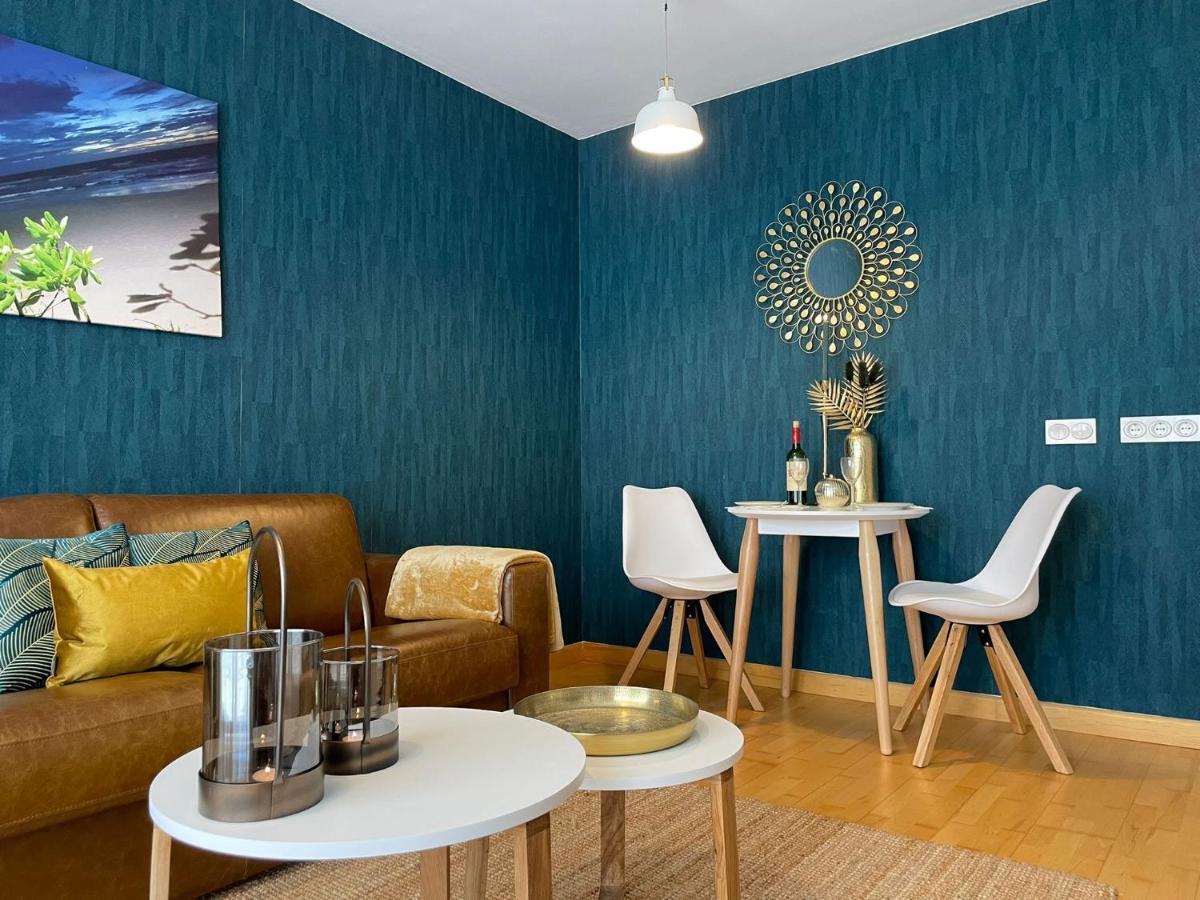 A Space That Feels Like Home With Private Parking มาลากา ภายนอก รูปภาพ