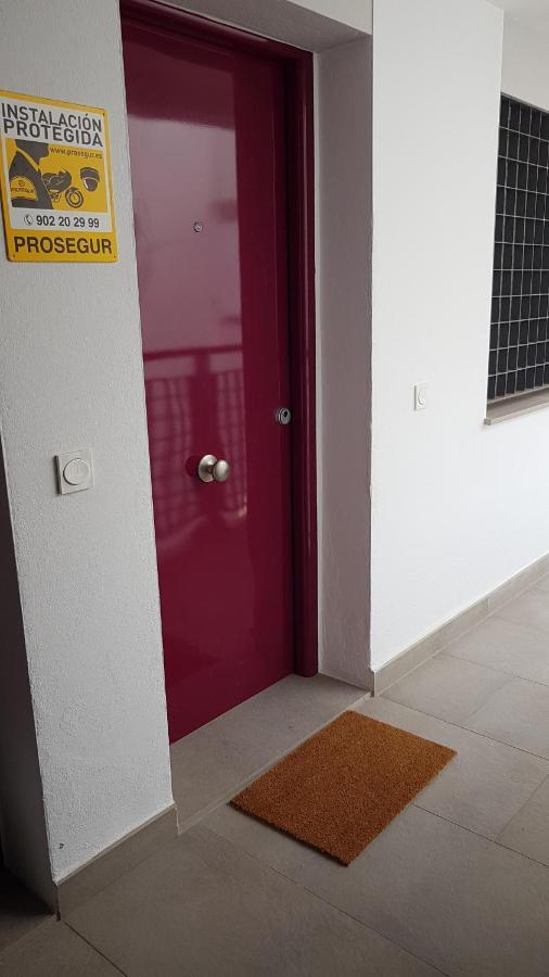 A Space That Feels Like Home With Private Parking มาลากา ภายนอก รูปภาพ