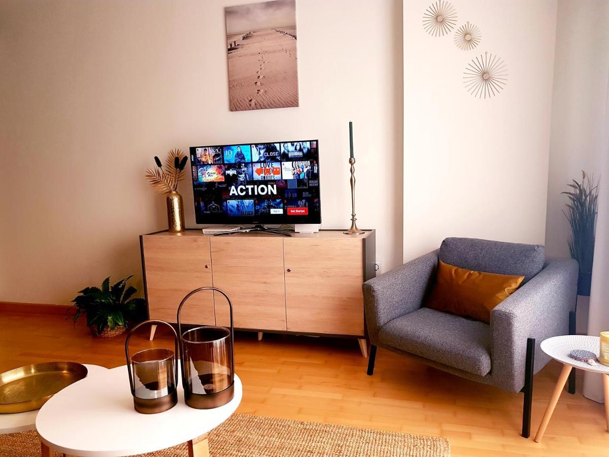 A Space That Feels Like Home With Private Parking มาลากา ภายนอก รูปภาพ