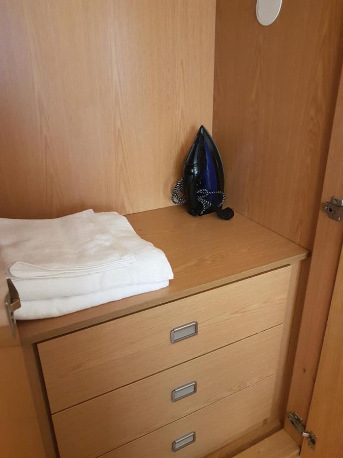 A Space That Feels Like Home With Private Parking มาลากา ภายนอก รูปภาพ